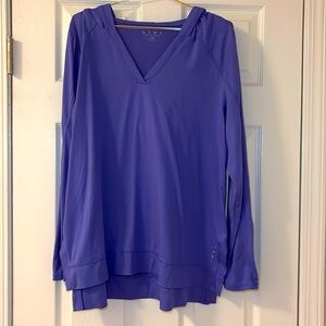 LIVI Long Sleeve Hooded Tee with Shirt Tail Slits Size 14/16